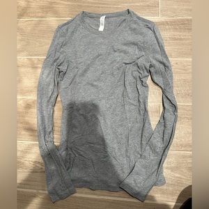 Lululemon grey long sleeve